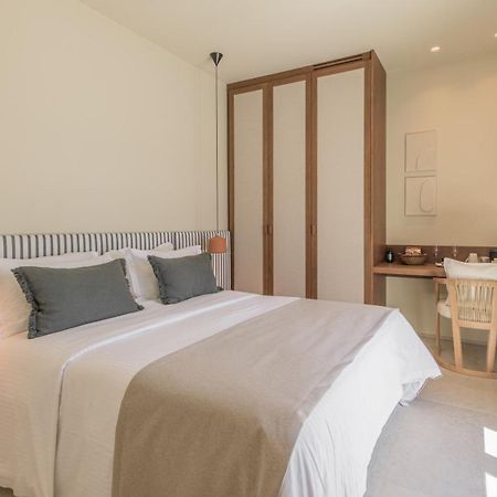 Hotel Eleni Adámas Eksteriør bilde